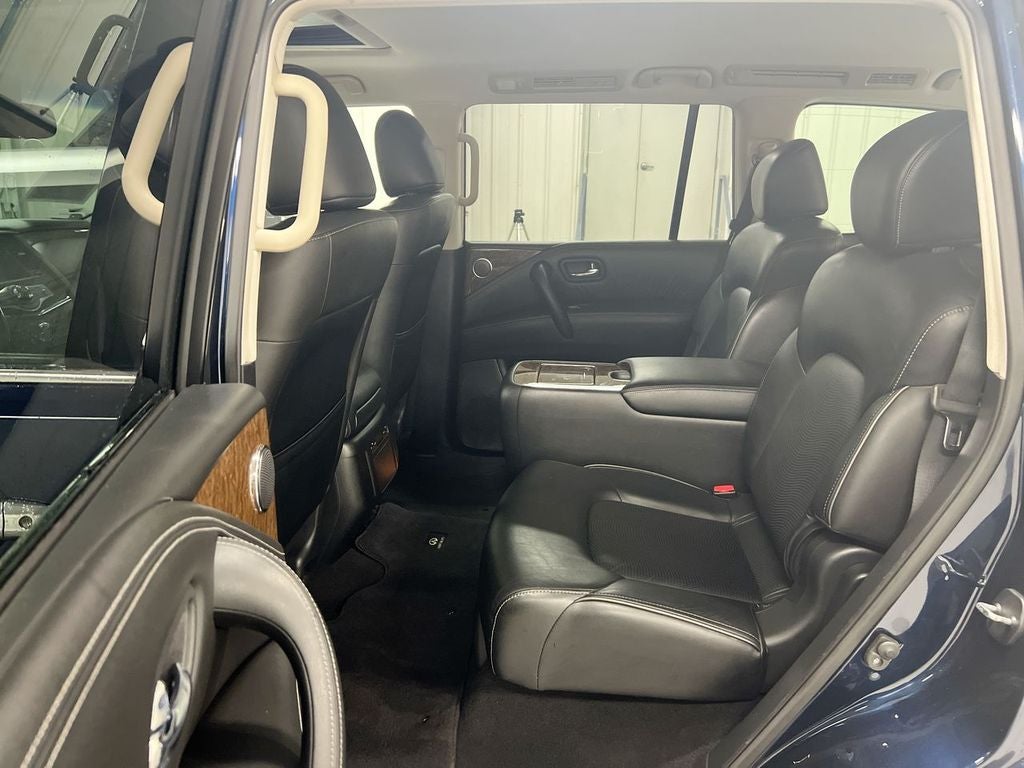 2017 INFINITI QX80 Base