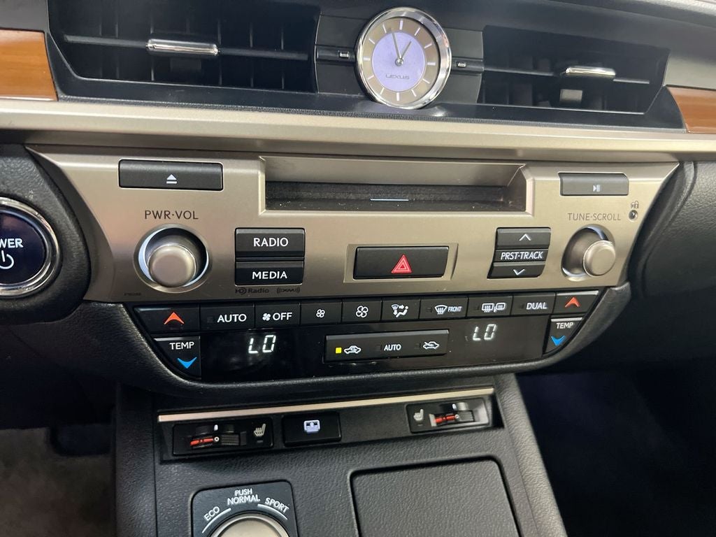 2013 Lexus ES 300h
