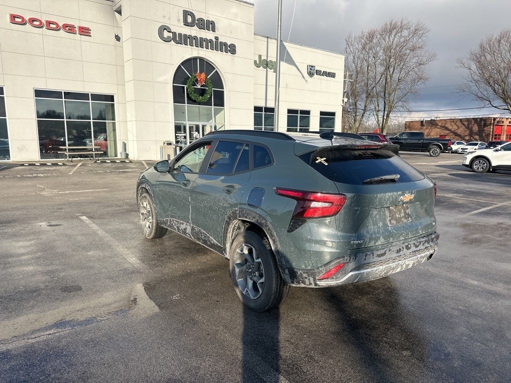 2025 Chevrolet Trax LT