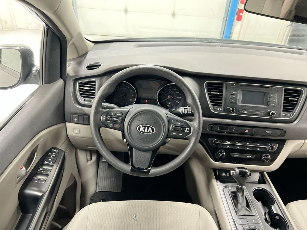 2016 Kia Sedona LX