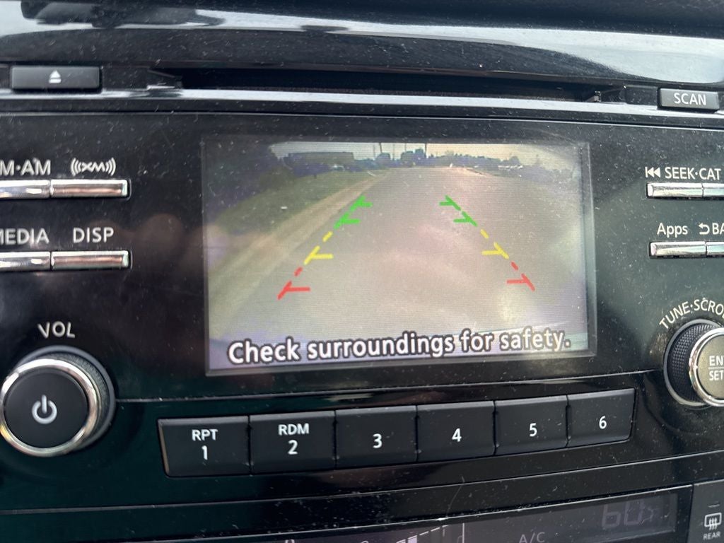 2016 Nissan Rogue SV