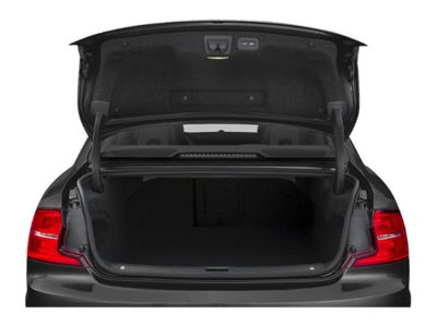 2018 Volvo S90 T5 Momentum