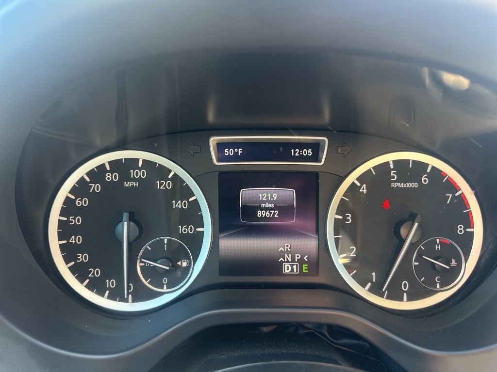 2017 INFINITI QX30 Premium