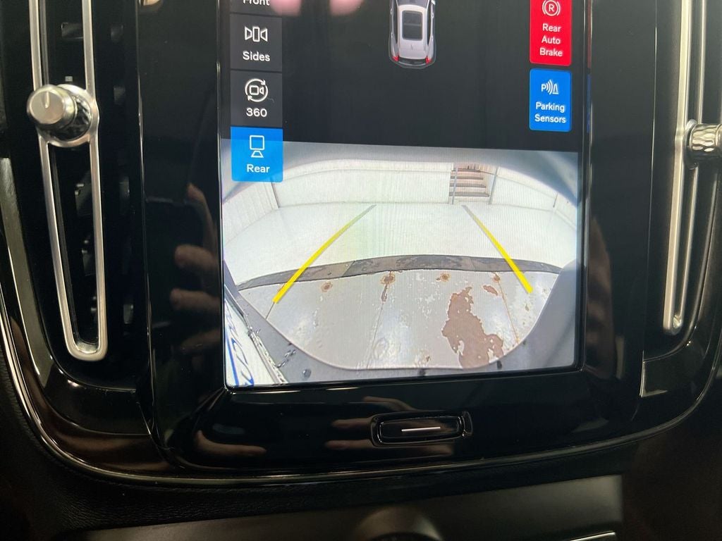 2023 Volvo XC40 Ultimate