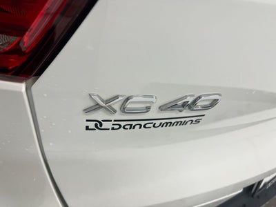 2023 Volvo XC40 Ultimate