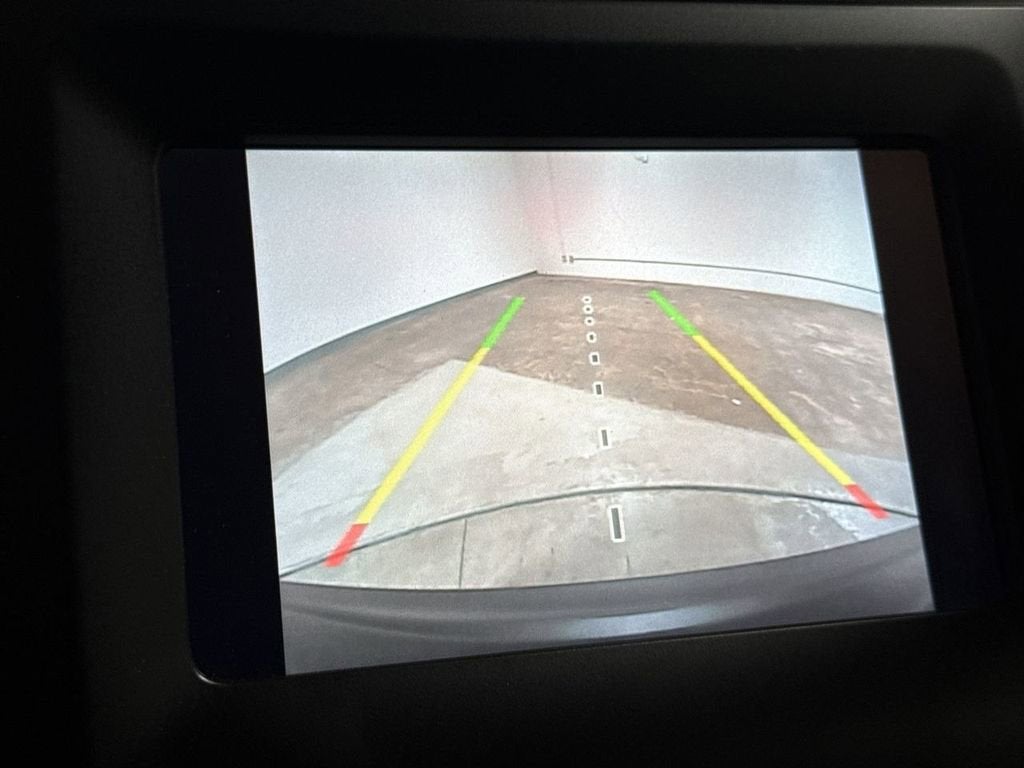 2019 Jeep CHEROKEE Base