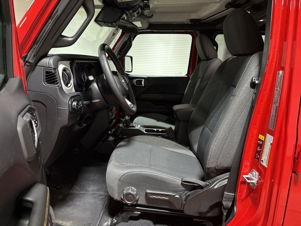 2025 Jeep Wrangler Sahara