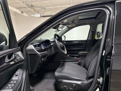 2022 Jeep Grand Cherokee Laredo