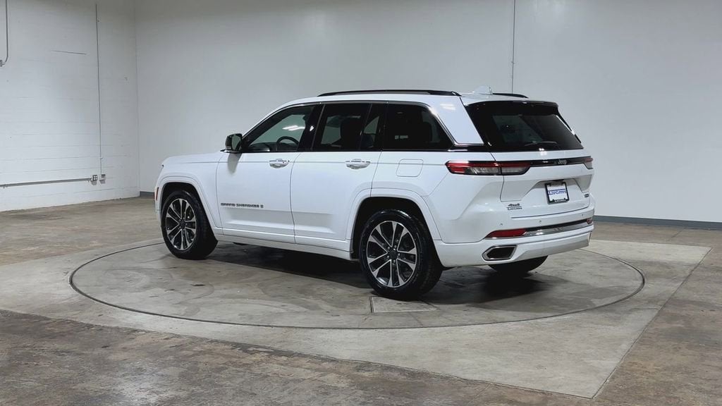2022 Jeep Grand Cherokee Overland