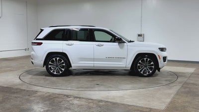 2022 Jeep Grand Cherokee Overland