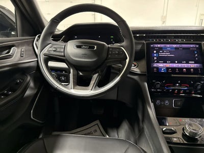 2025 Jeep Grand Cherokee 4xe Base