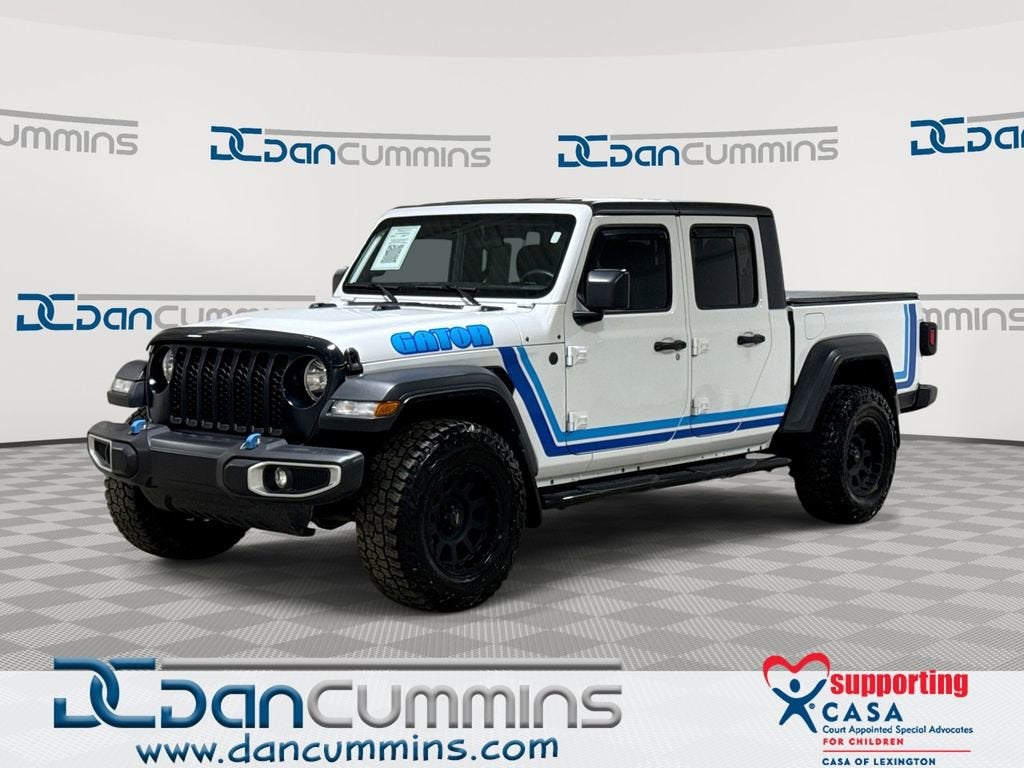 2023 Jeep Gladiator Sport