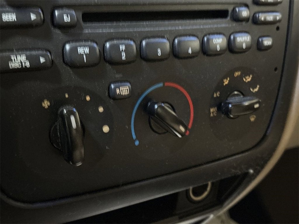 2002 Ford Taurus SE Standard