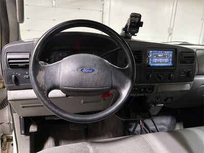 2006 Ford Super Duty F-350 DRW XL