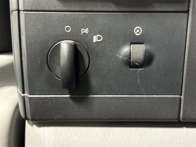 2006 Ford Super Duty F-350 DRW XL