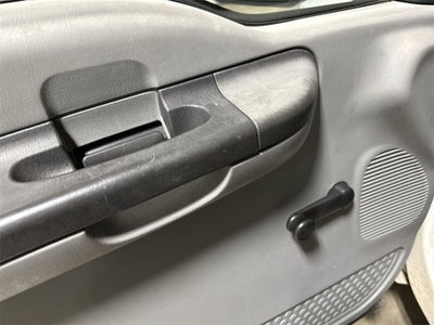 2006 Ford Super Duty F-350 DRW XL