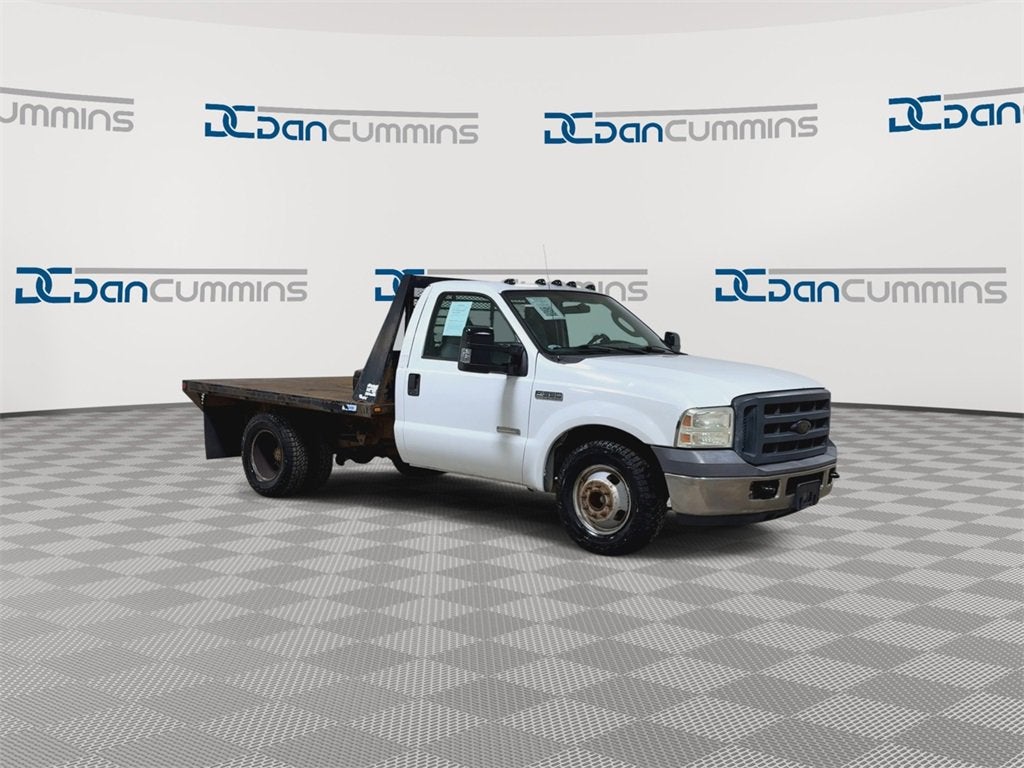 2006 Ford Super Duty F-350 DRW XL
