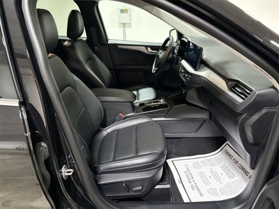 2025 Ford Escape Platinum