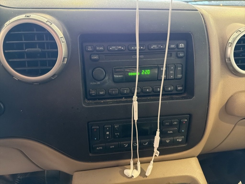 2004 Ford Expedition Eddie Bauer
