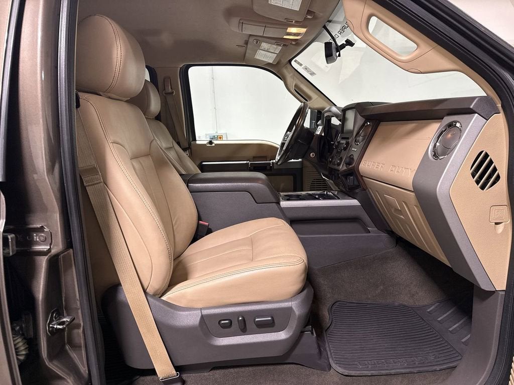 2015 Ford Super Duty F-250 SRW Lariat