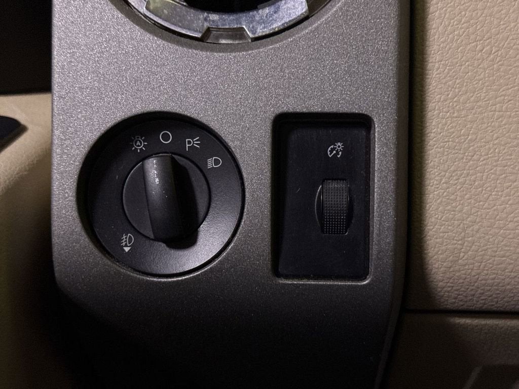 2008 Ford Super Duty F-350 SRW XL