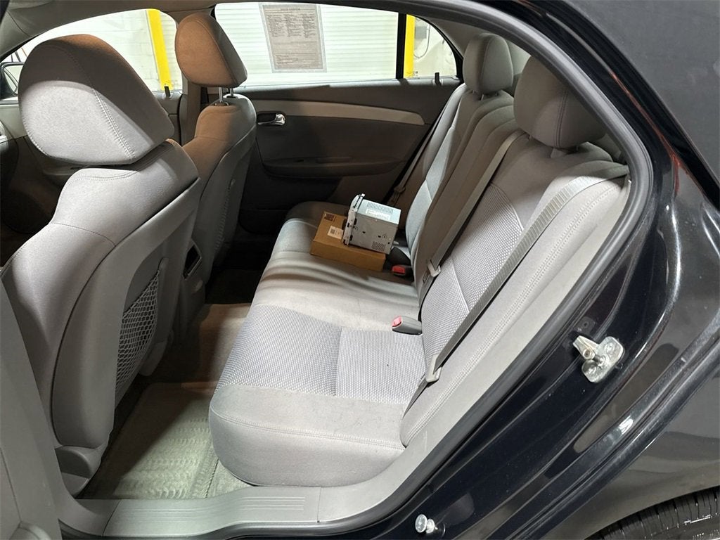 2010 Chevrolet Malibu LS w/1LS