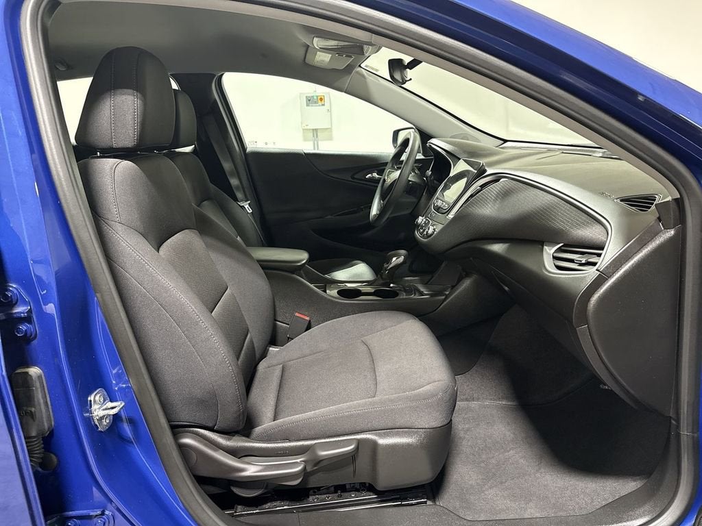 2023 Chevrolet Malibu FL