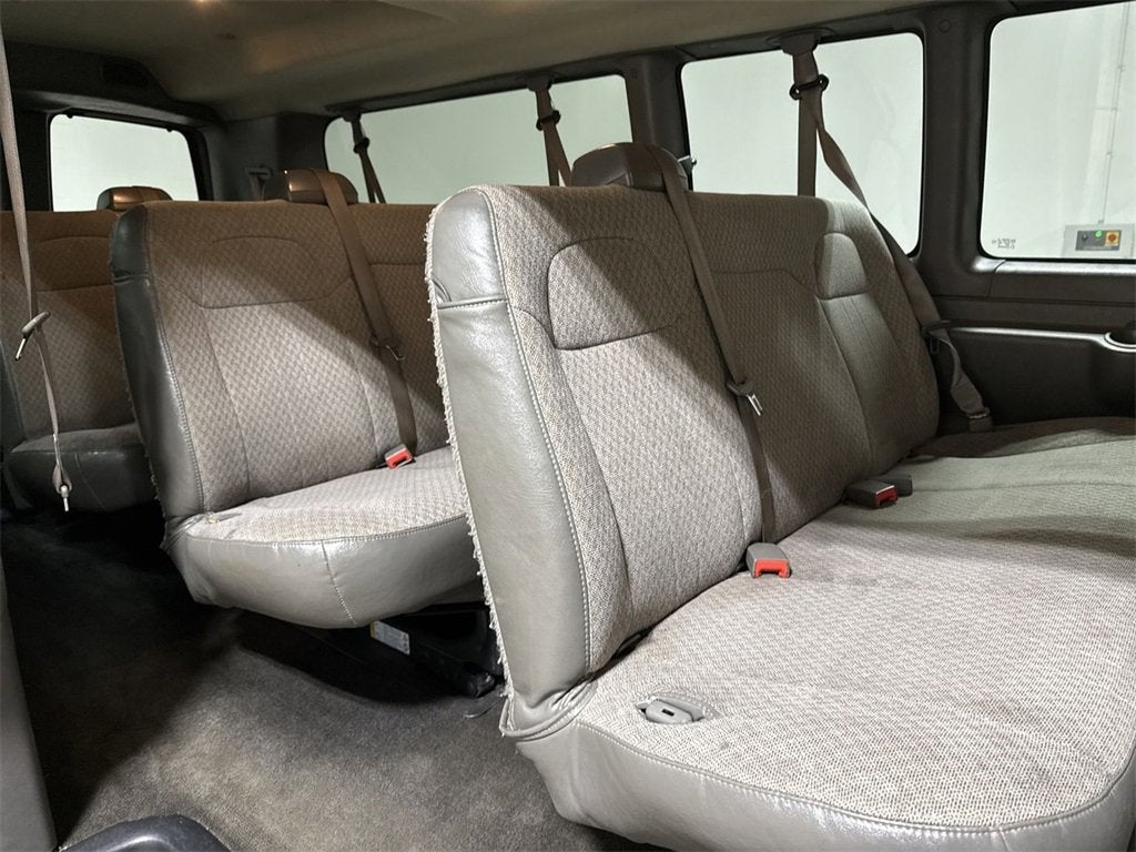 2018 Chevrolet Express Passenger 3500 LT
