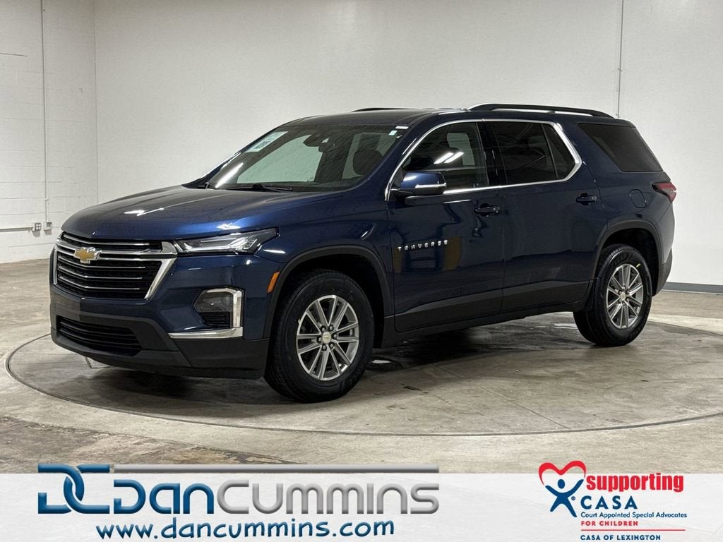2023 Chevrolet Traverse LT Cloth