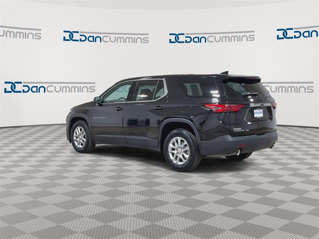 2023 Chevrolet Traverse LS