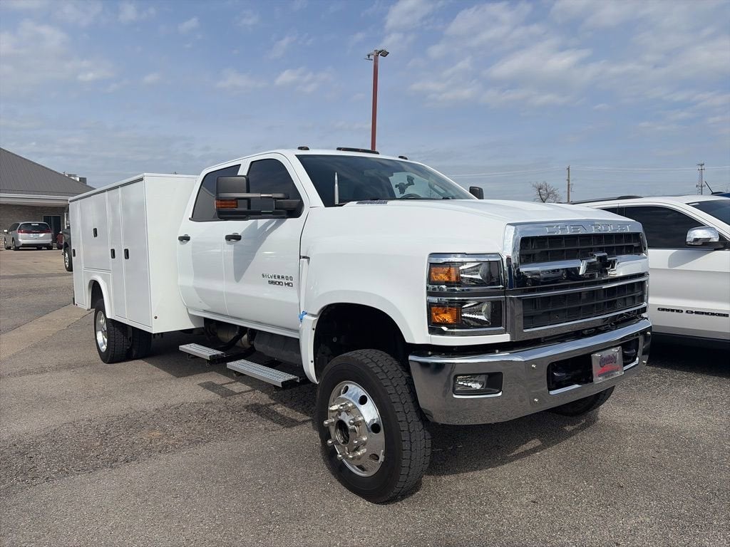2024 Chevrolet Silverado 5500 HD Work Truck