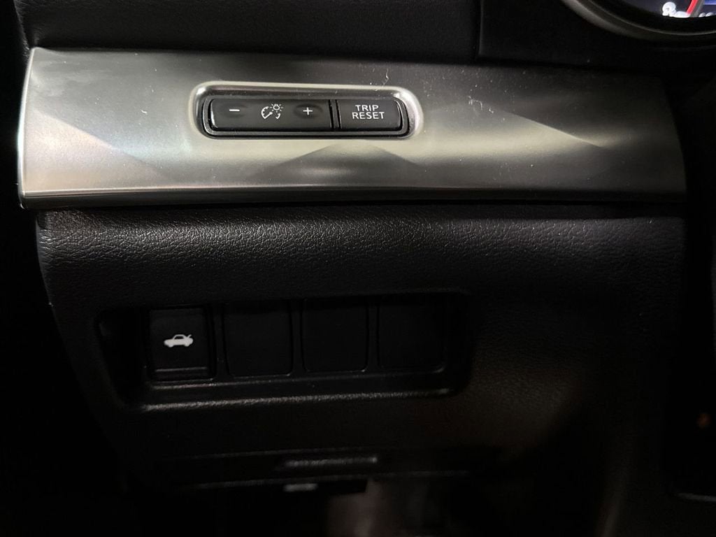 2020 Nissan Maxima SV