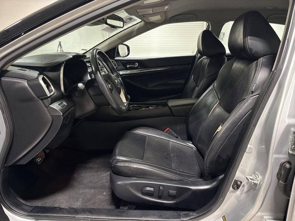 2020 Nissan Maxima SV