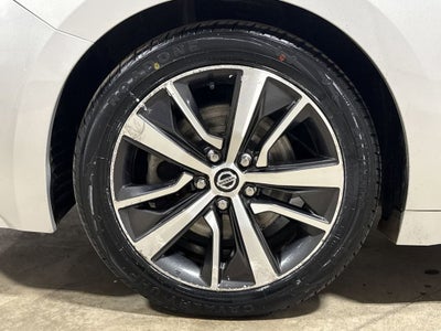 2020 Nissan Maxima SV