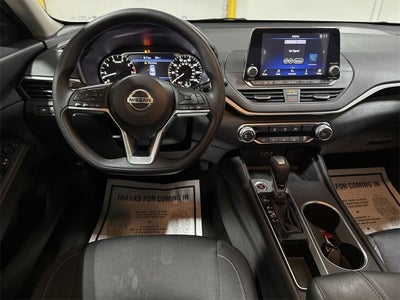 2022 Nissan Altima 2.5 SV