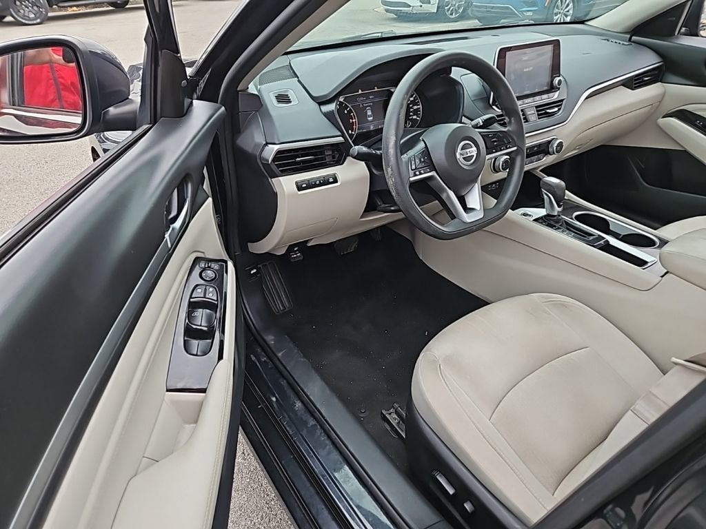 2021 Nissan Altima 2.5 SV