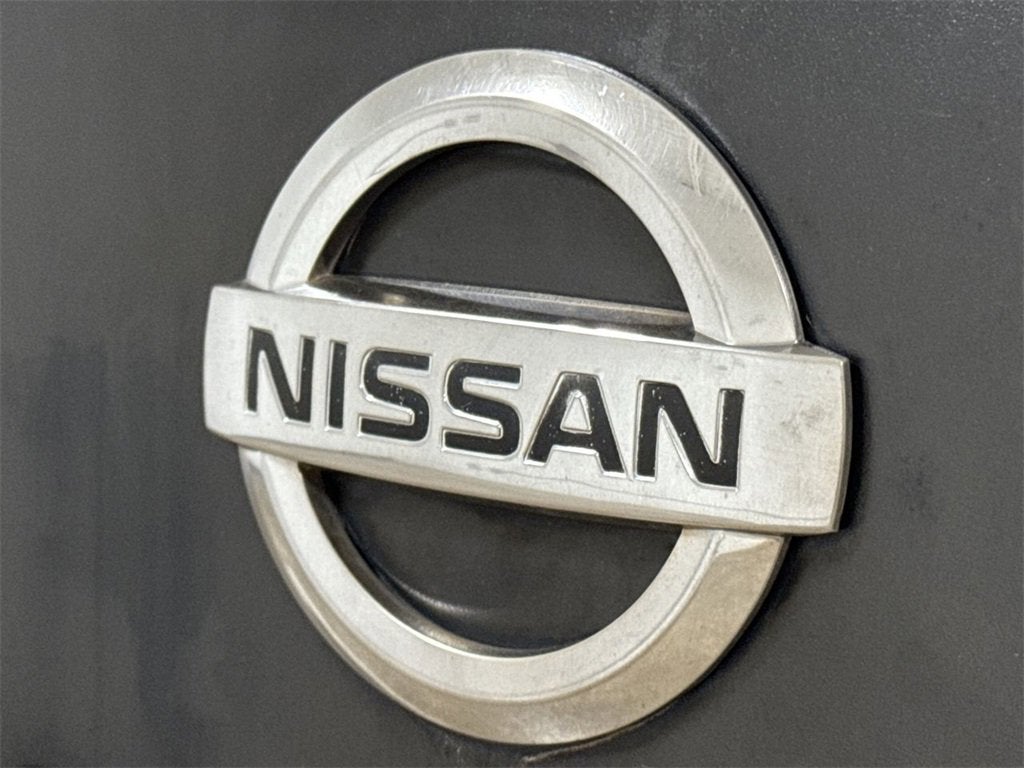 2005 Nissan Titan LE