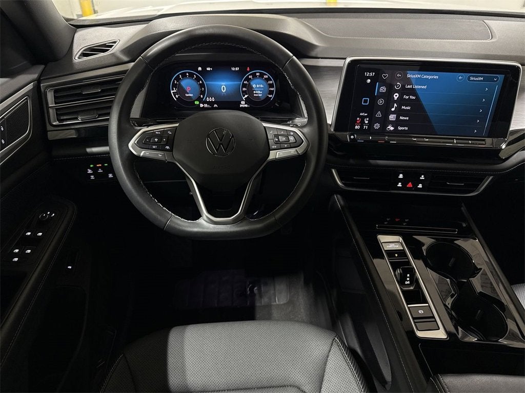 2024 Volkswagen Atlas Cross Sport 2.0T SE w/Technology