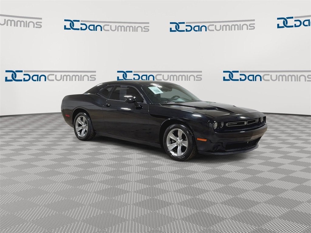 2016 Dodge Challenger SXT