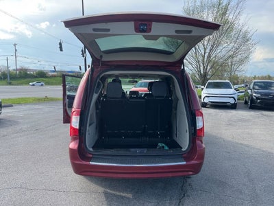 2015 Chrysler Town & Country Touring