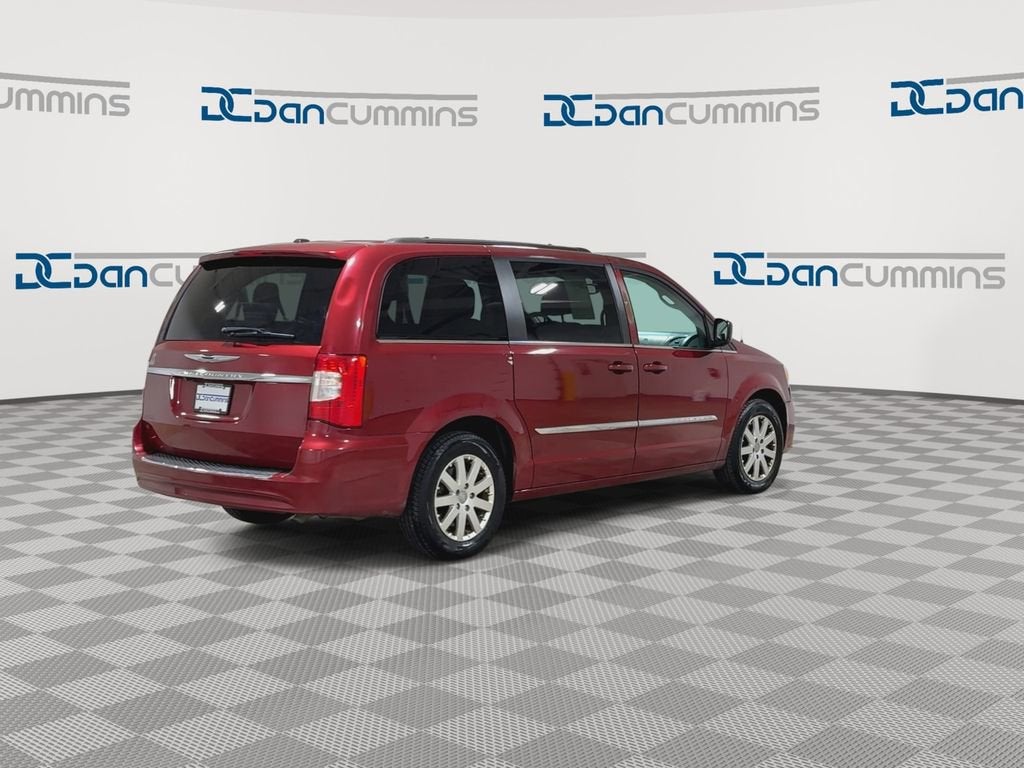 2015 Chrysler Town & Country Touring