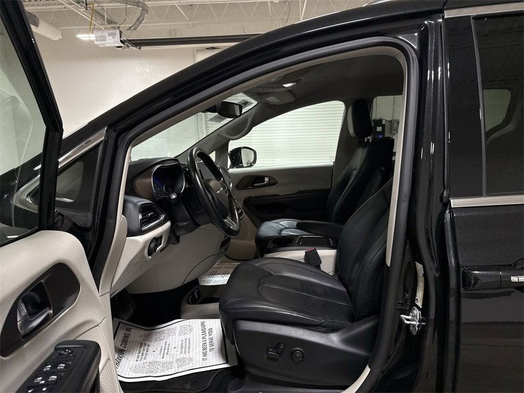 2019 Chrysler Pacifica Touring L Plus