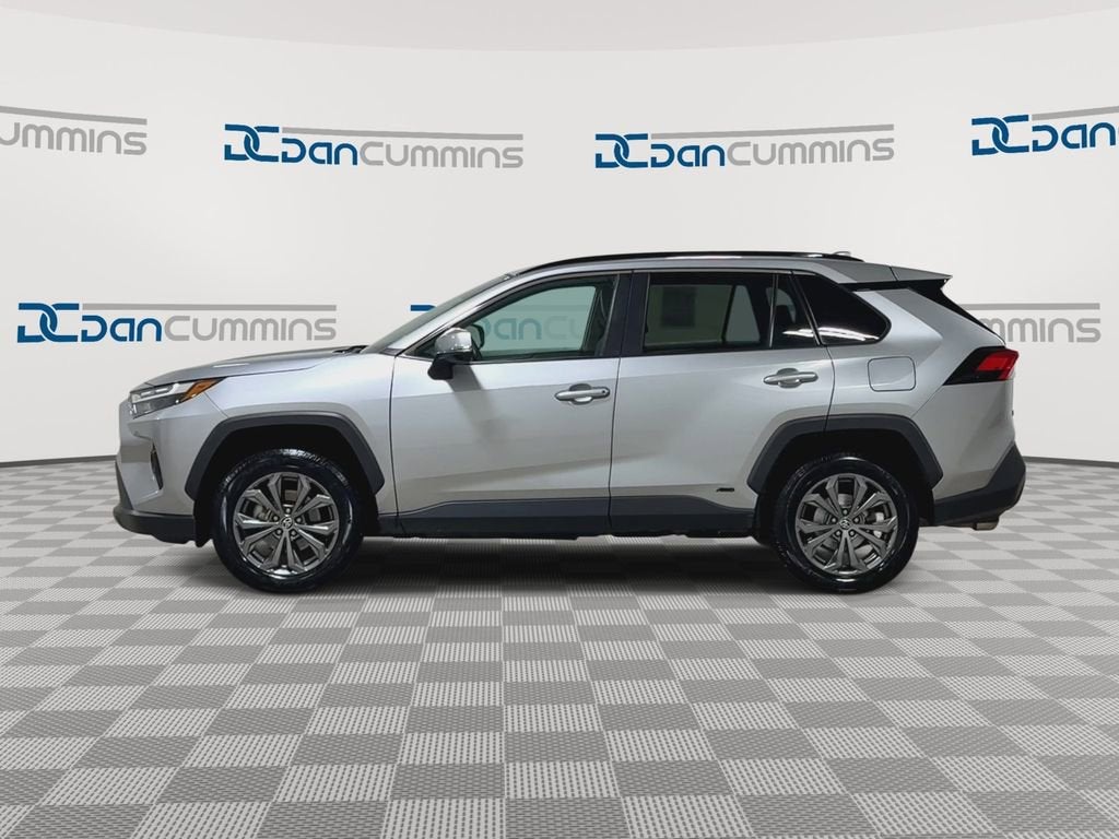 2022 Toyota RAV4 Hybrid XLE Premium