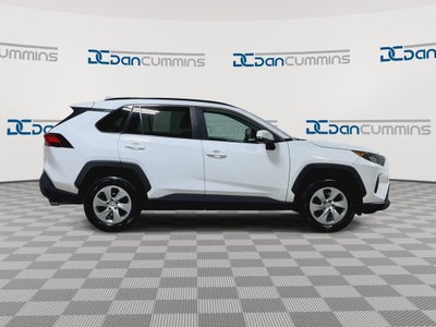 2019 Toyota RAV4 LE