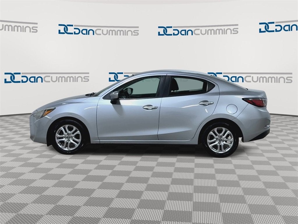 2017 Toyota Yaris iA Base