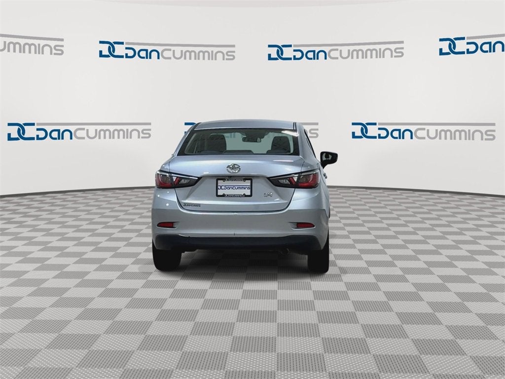 2017 Toyota Yaris iA Base