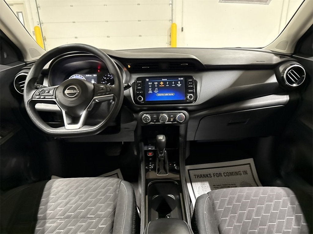 2023 Nissan Kicks SV