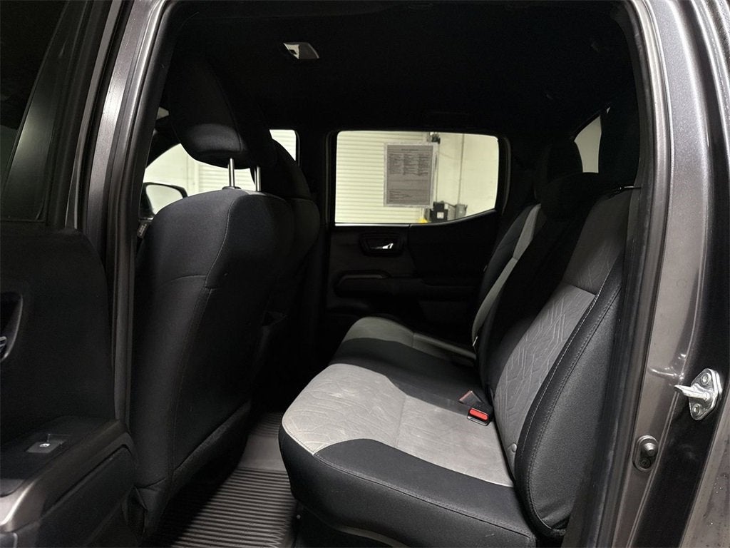 2022 Toyota Tacoma 4WD SR