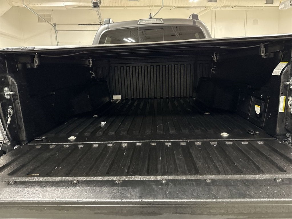 2022 Toyota Tacoma 4WD SR