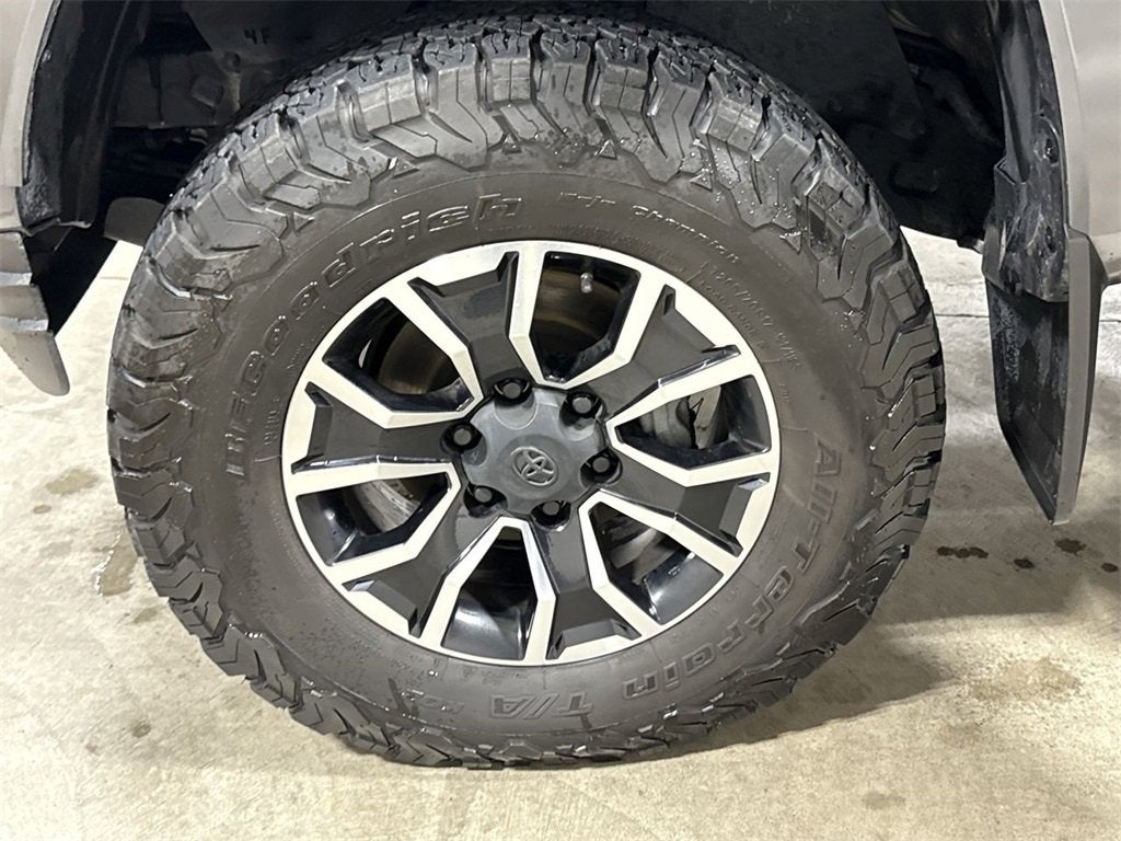 2022 Toyota Tacoma 4WD SR